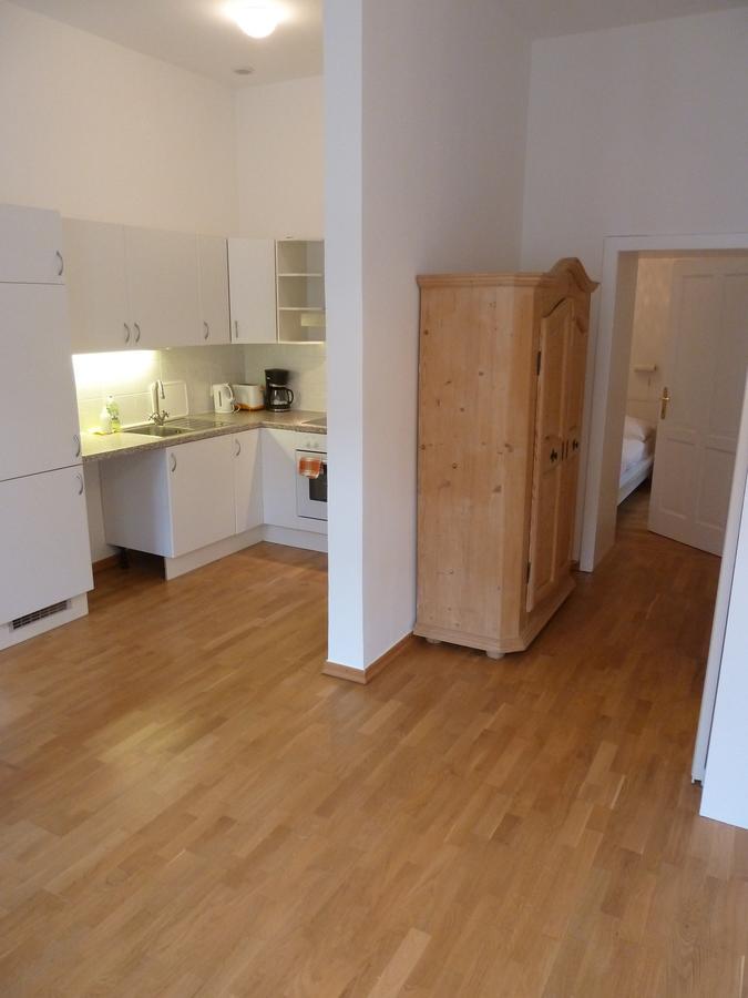 Sobieski District-1 Ring Apartments Wenen Buitenkant foto